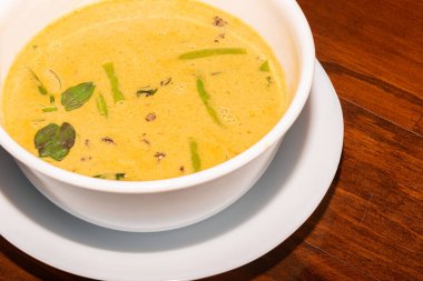 Hint yemeği, Tayland yemeği olarak bilinir.