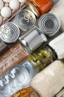 Kriz durumundaki yoksullara gıda bağışı sağlam bir altyapı