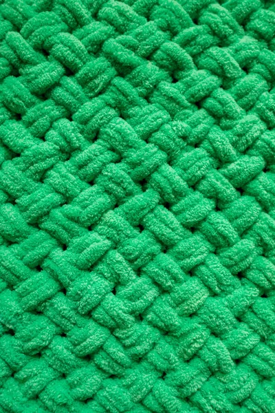 Plaid Verde Soffice Realizzato Filato Peluche Superficie Morbida Lavorare Mano — Foto Stock