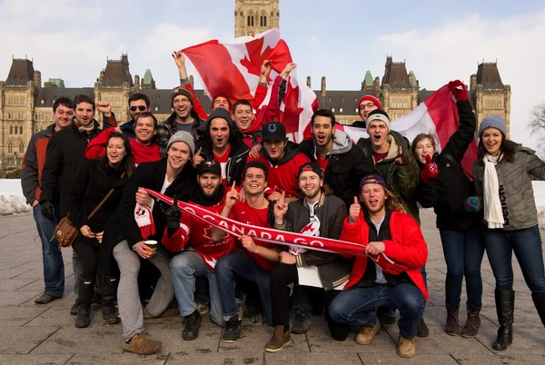 Kanadyjczycy hokej złoto świętować — Zdjęcie stockowe