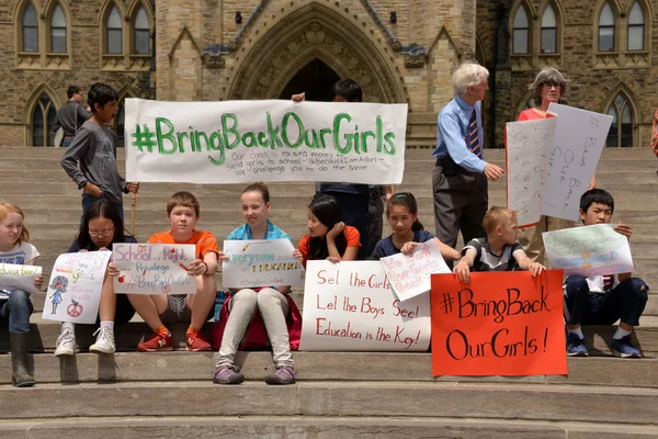 Bring back our girls rally in Ottawa — Stock Photo, Image