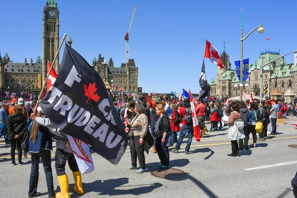 Ottawa Canada April 2022 Protesters Gather Parliament Hill Part Rolling — Stock Photo, Image