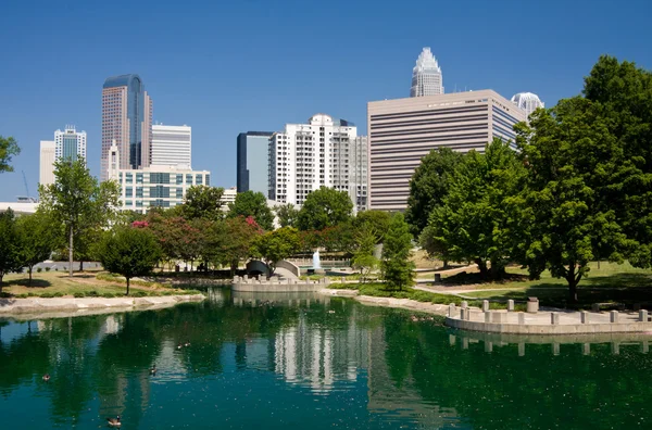 Charlotte, nc på marshall park — Stockfoto