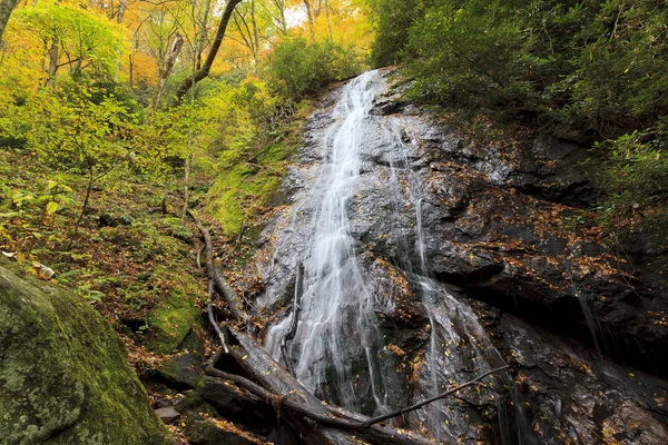 Wasserfall — Stockfoto