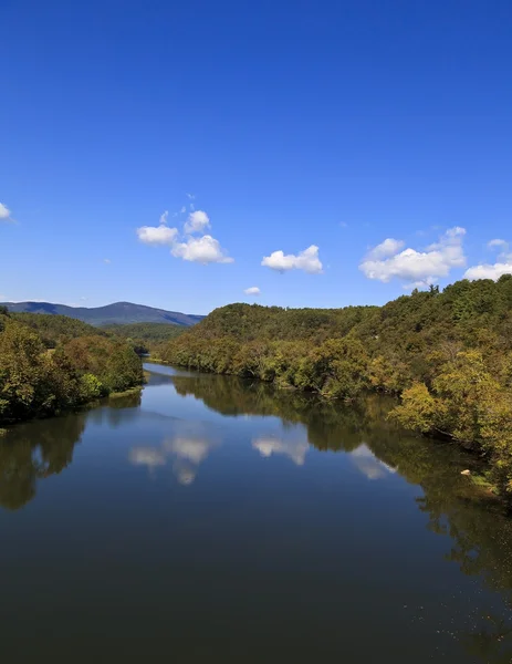 James river w stanie Wirginia — Zdjęcie stockowe