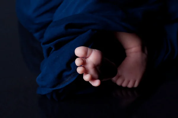 Baby fötter — Stockfoto