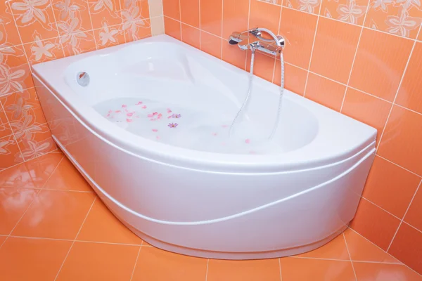 Бульбашкова ванна з квітами Стокова Картинка