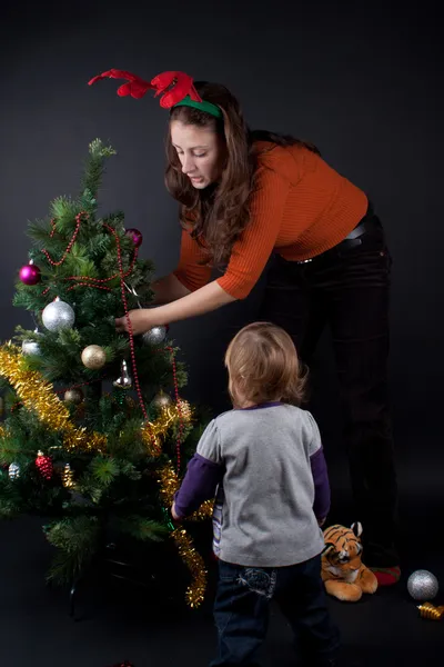 Weihnachtsfamilie — Stockfoto