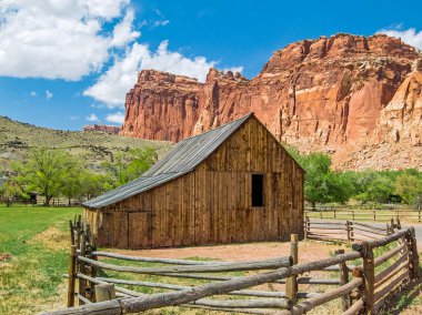 fruita, utah'ın eski ahırda