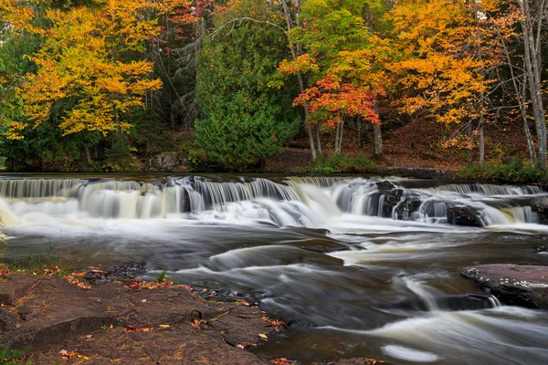 Bond Falls Flow — Stock Photo, Image