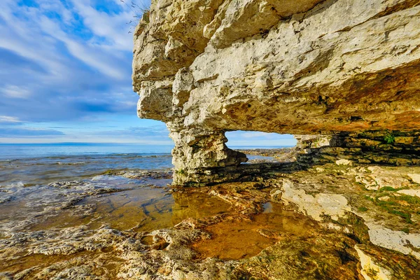 Rock Arch at Cave Point — Stock Photo, Image