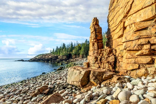 Monument Cove Its Signature Sea Stack Hoodoo Has Beach Granite — Stock Photo, Image