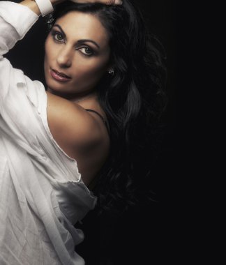 soyunma, seksi, baştan çıkarıcı genç kadın