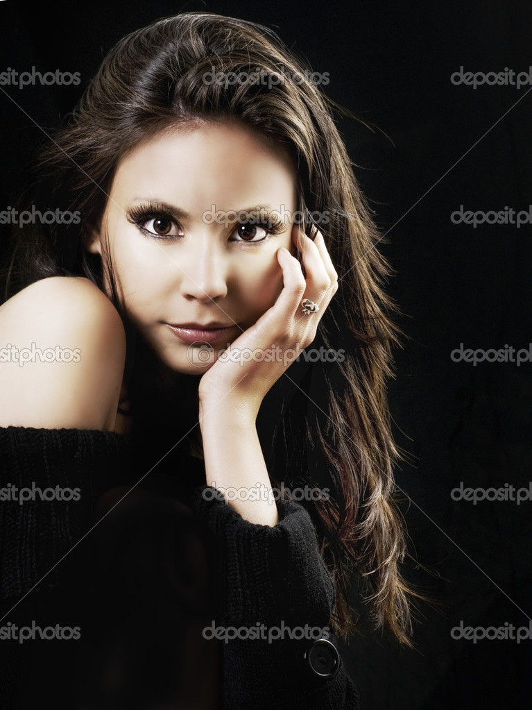 https://st.depositphotos.com/1323776/2484/i/950/depositphotos_24845703-stock-photo-sexy-seductive-young-woman.jpg