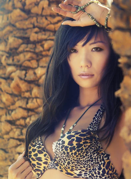 Sexy belle femme asiatique — Photo