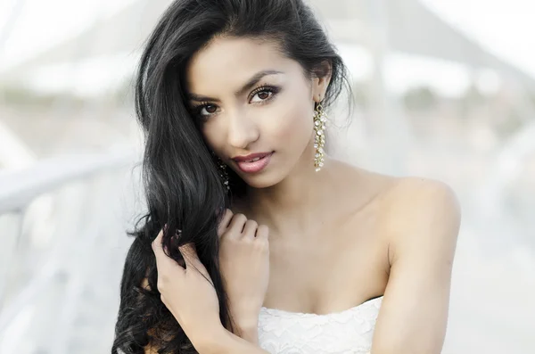 Beautiful exotic young woman — Stock Photo, Image