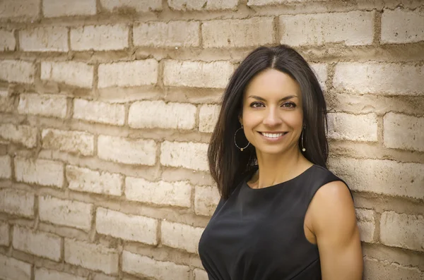 Attractive smiling beautiful business woman — Stock Photo, Image