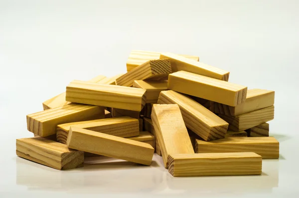 Haufen aus Holzsteinen — Stockfoto