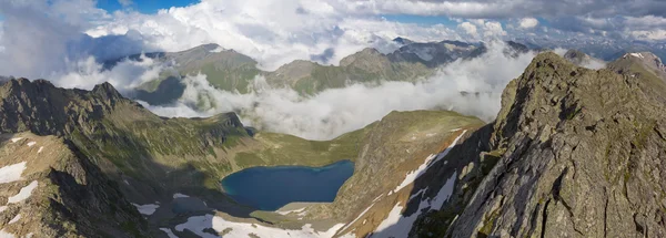 Panorama du col de montagne magique — Photo