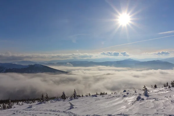 Scena di alta montagna — Foto Stock