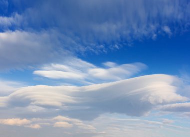 mavi bulutlar arka plan