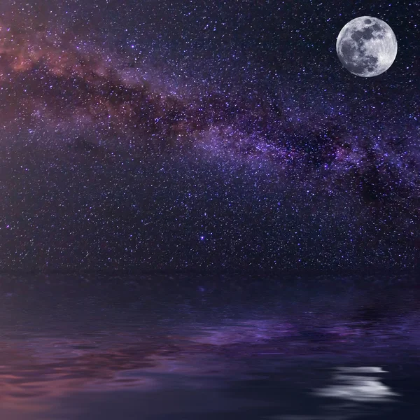 Starry night reflected in a water — Stock Photo, Image