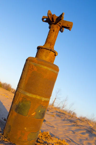 Closeup starý kusovník padal na zem — Stock fotografie