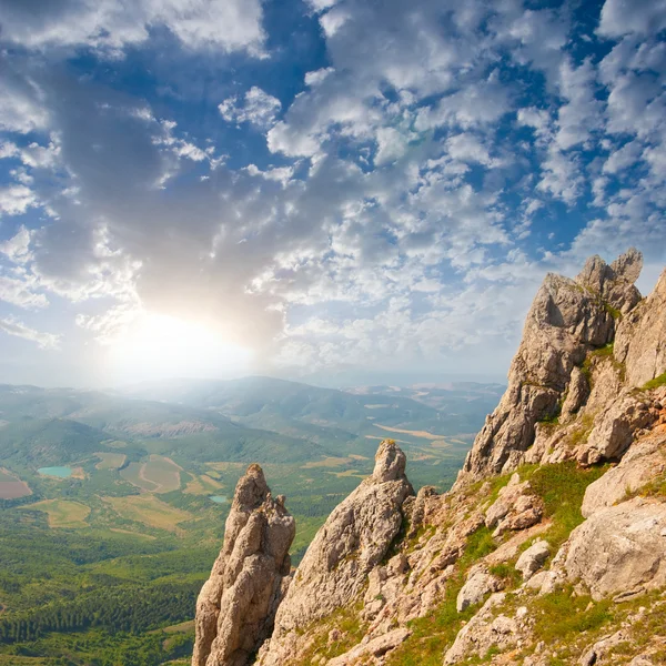 Zonsopgang in een bergen — Stockfoto