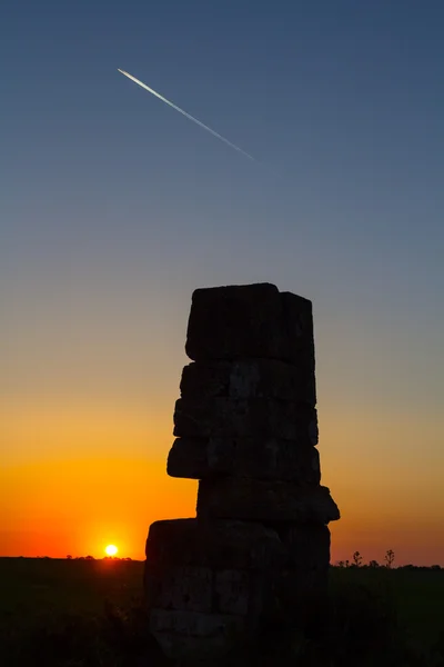 Catherine miglia silhouette monumento all'alba — Foto Stock