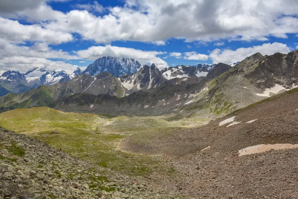 Pshish dağ panorama — Stok fotoğraf