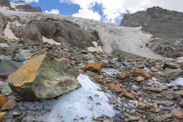 Ice and stones scene — Stock Photo, Image