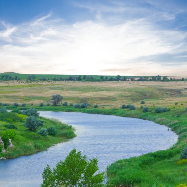 Bozkır nehir sahne