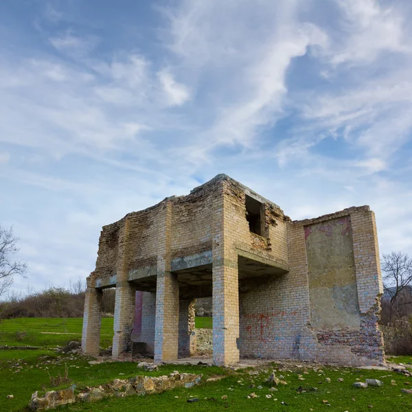 Oude huis ruïne — Stockfoto