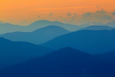 sabah erken dağ sahne