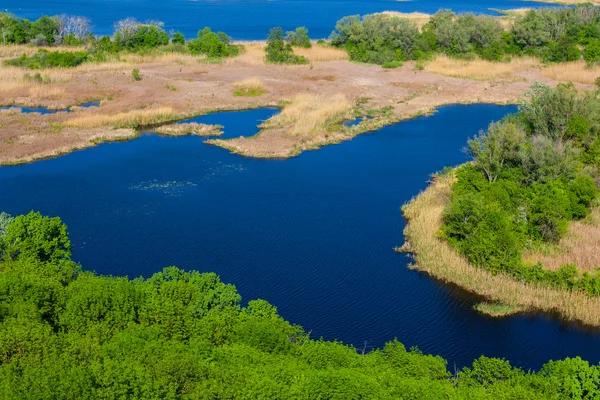 Primo piano fiume vorskla blu — Foto Stock