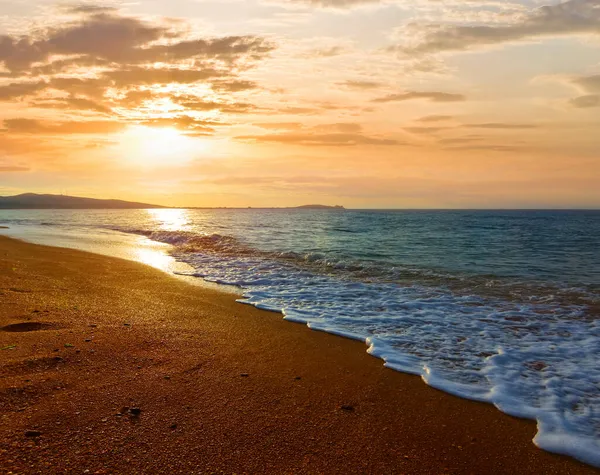 Αμμώδης Παραλία Εντυπωσιακό Ηλιοβασίλεμα — Φωτογραφία Αρχείου