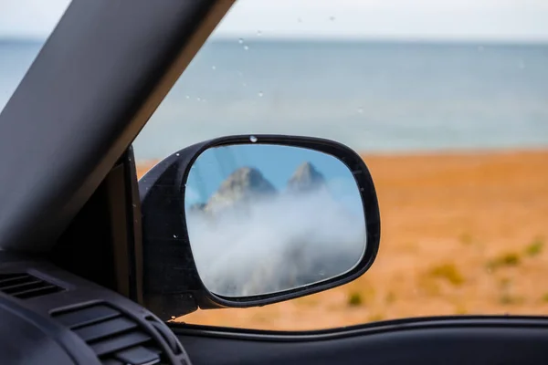 Uitzicht Van Auto Naar Zee Strand Met Mount Top Reflector — Stockfoto