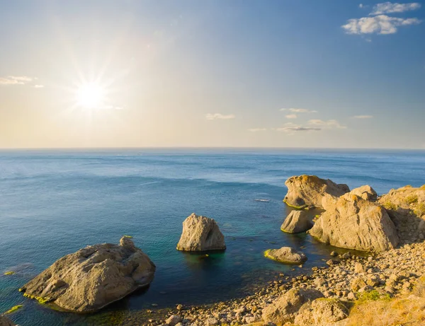 Rustige Zee Baai Bij Zonsondergang — Stockfoto