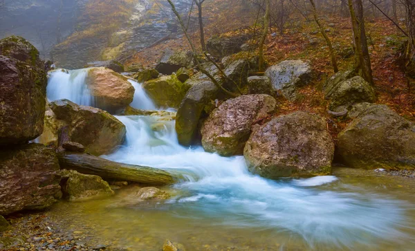 Small Mountain River Waterfall Mountain Canyon Autumn Outdoor Mountain Scene — Stock Photo, Image