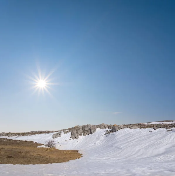 Mountain Ridge Snow Sparkle Sun Spring Natural Mountain Background — Stockfoto