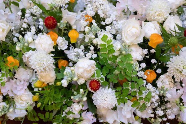 Färgglada Blommor Som Används Vid Bröllop Mottagningar — Stockfoto