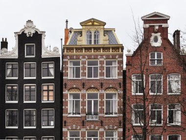 Amsterdam kanal evleri