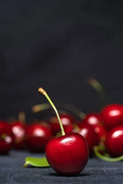 Cherries Black Background — 스톡 사진