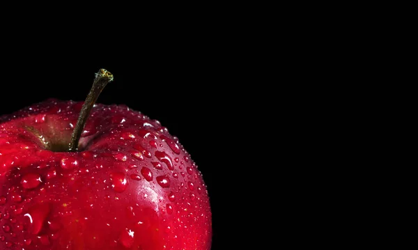 Olgun Kırmızı Elma Damlaları Halinde Yakın Plan Boşluğu Kopyala — Stok fotoğraf
