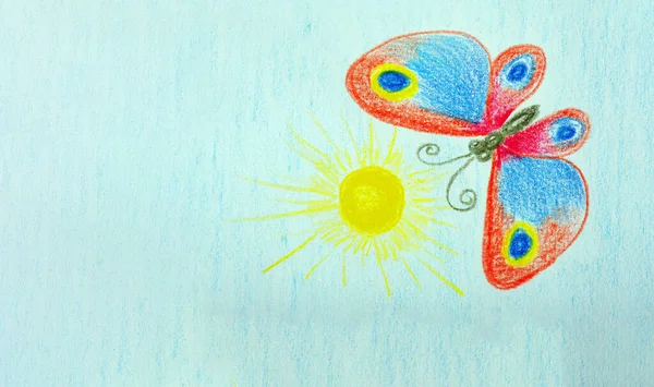 Kindertekening Met Gekleurde Potloden Tekening Van Een Heldere Tropische Vlinder — Stockfoto