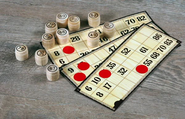 Lotto Spel Houten Lotto Vaten Kaarten Een Houten Tafel — Stockfoto