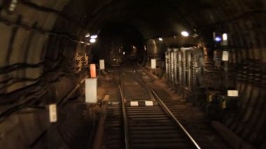 Metro'ya.