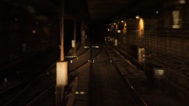 Metro'ya tren gidiyor