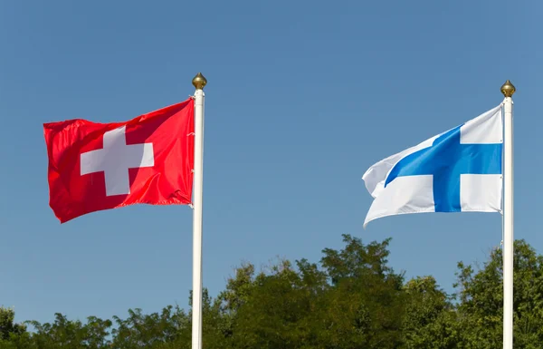 Banderas de Suiza y Finlandia —  Fotos de Stock