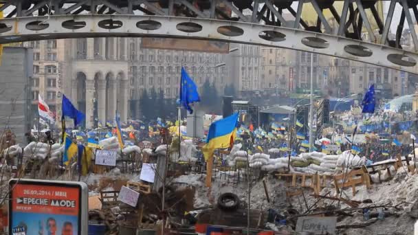 Акция протеста на Евромайдане в Киеве — стоковое видео